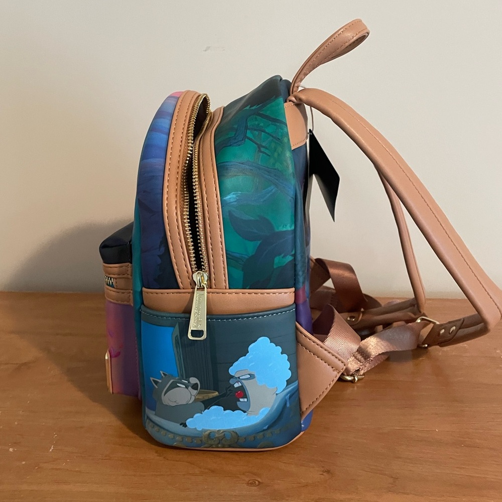 Disney Loungefly Pocohantas measure approximately 9 x 10 inches 4.5 inches deep - Picture 6 of 8